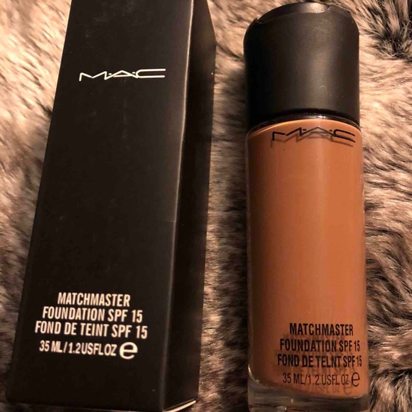 MAC MATCHMASTER FOUNDATION - Picture 4 of 6